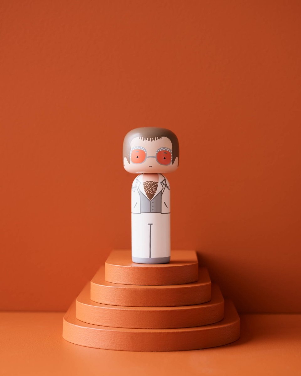 Elton John Kokeshi Dolls: Celebrate a Music Legend – Lucie Kaas