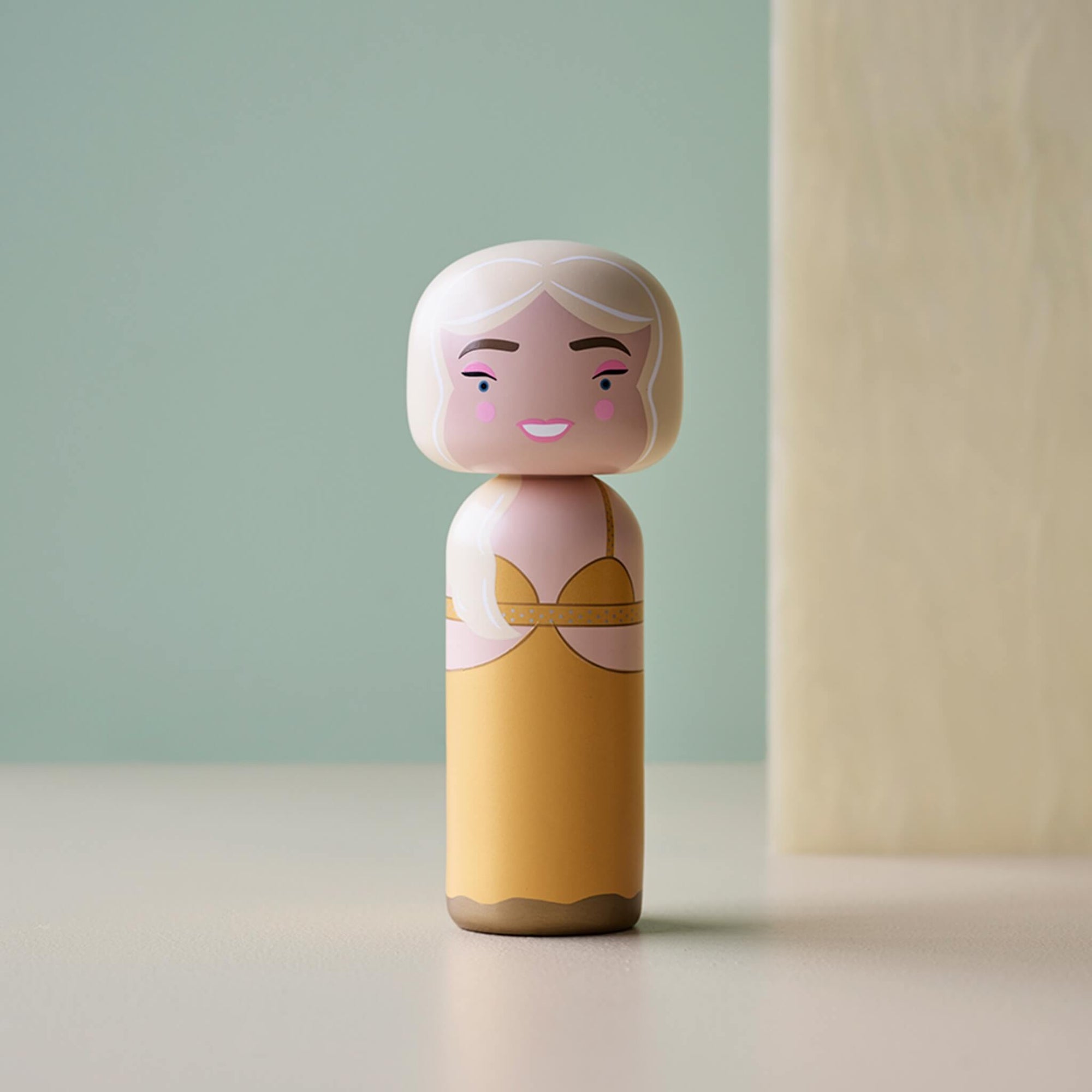 Lucie Kaas | Claudia Schiffer - Collectible figure