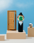 Kokeshi | René Magritte