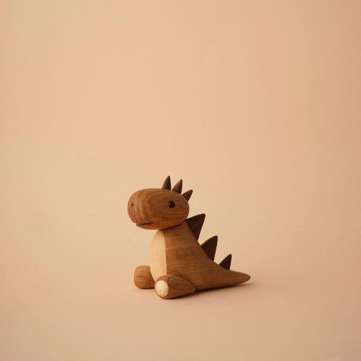 WOODEN FIGURINES – Lucie Kaas