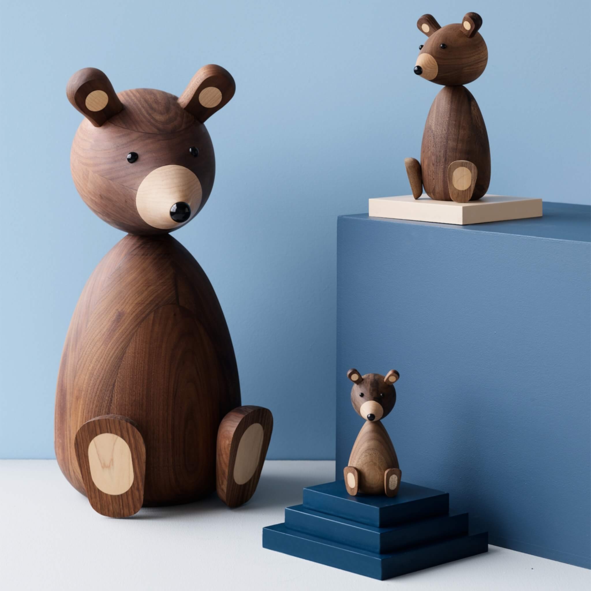 Mama Bear | American Walnut | WOODEN ANIMALS – Lucie Kaas
