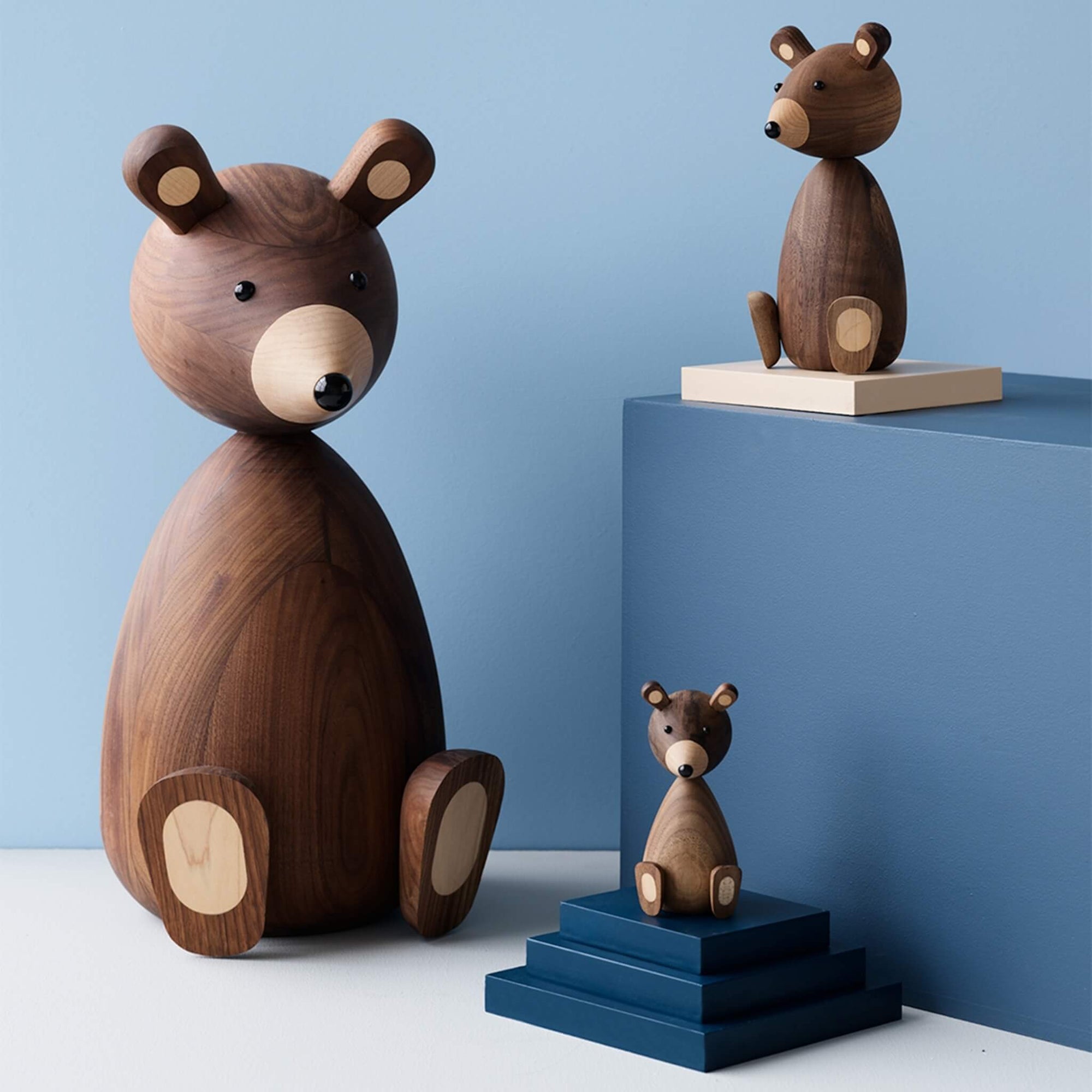 Mama Bear | American Walnut MAMA BEAR - Lucie Kaas