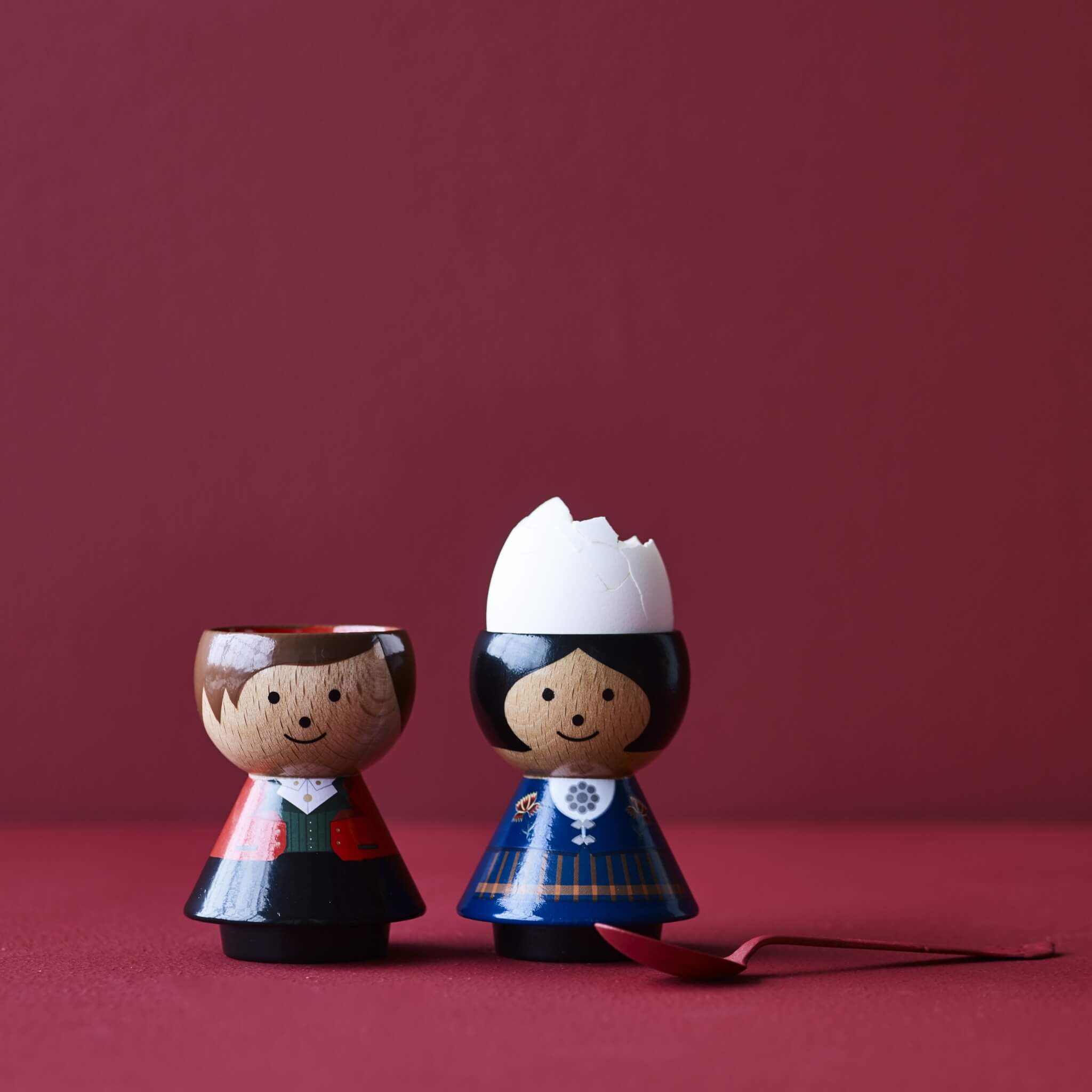 Bordfolk Egg Cups in Norwegian Bunads - Blue – Lucie Kaas