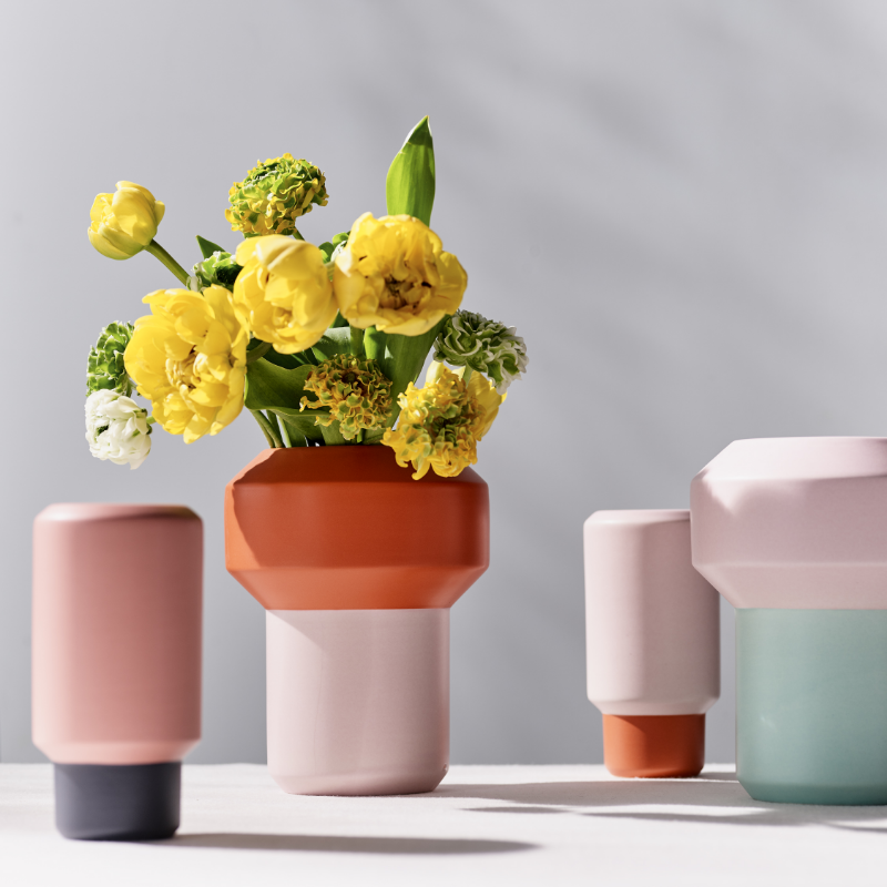 Lucie Kaas, FUMARIO, Vase | Pink, Orange, Vaser