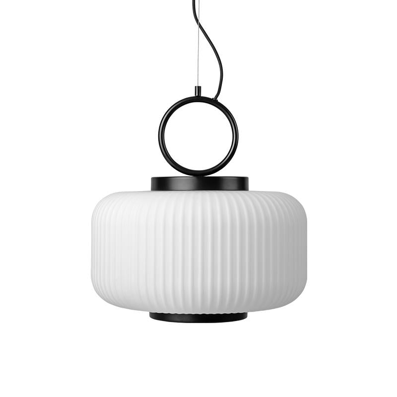 Lucie Kaas, MOONBEAM, Grande suspension lanterne | Blanc, Noir, Lampes
